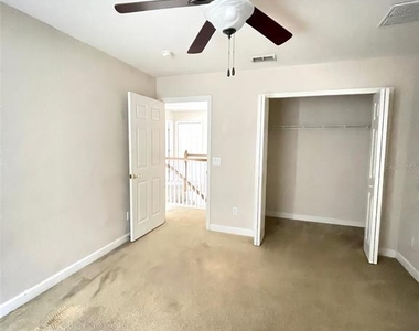 1023 Whirlaway Drive - Photo Thumbnail 15