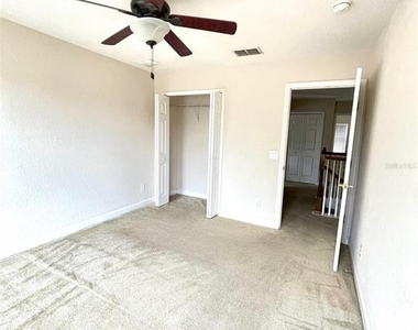 1023 Whirlaway Drive - Photo Thumbnail 14
