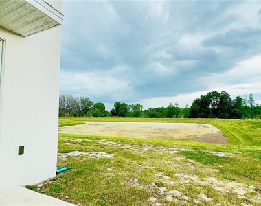 3255 Laurent Loop - Photo Thumbnail 13