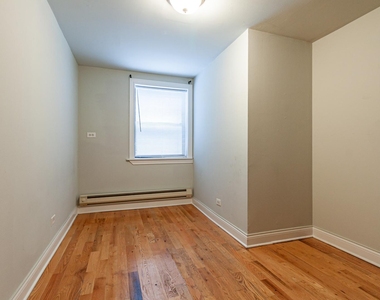 817 West Cornelia Avenue - Photo Thumbnail 13