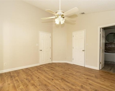 11547 Grazeley Court - Photo Thumbnail 10