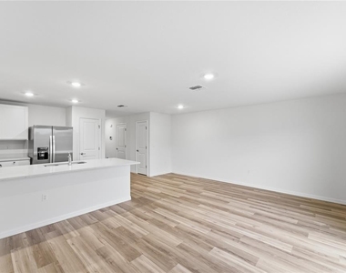 8371 Gower Trail - Photo Thumbnail 10