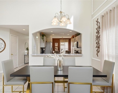 8426 Secret Key Cove - Photo Thumbnail 17