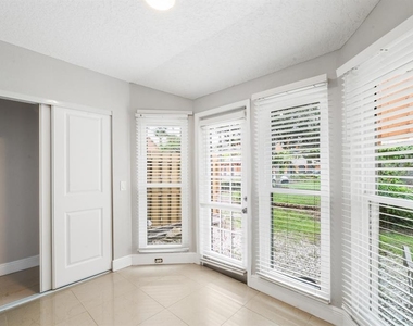 4304 Middlebrook Road - Photo Thumbnail 13