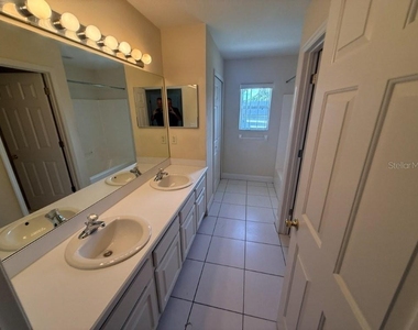 960 Chase Court - Photo Thumbnail 6