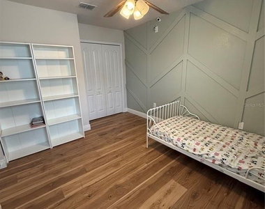 17420 Painted Leaf Way - Photo Thumbnail 15