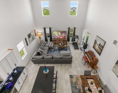 5637 Beggs Road - Photo Thumbnail 12