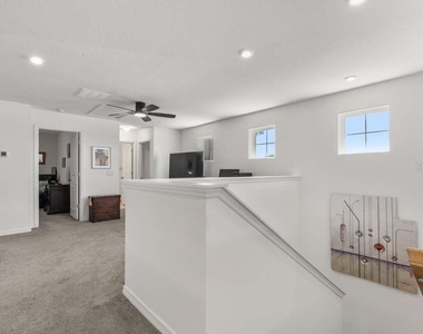 5637 Beggs Road - Photo Thumbnail 6