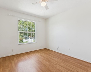 13635 Waterhouse Way - Photo Thumbnail 23