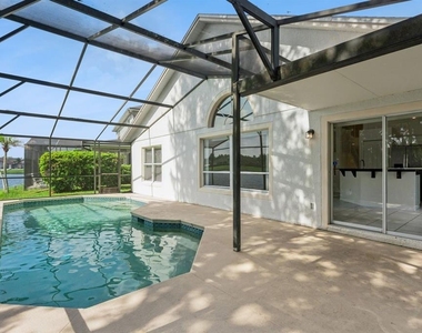 13635 Waterhouse Way - Photo Thumbnail 27