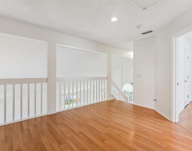 13635 Waterhouse Way - Photo Thumbnail 18