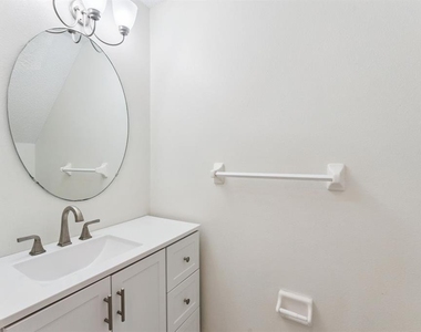 13635 Waterhouse Way - Photo Thumbnail 24