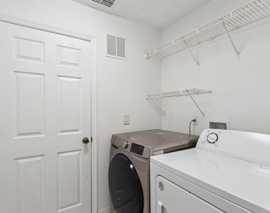 13635 Waterhouse Way - Photo Thumbnail 26