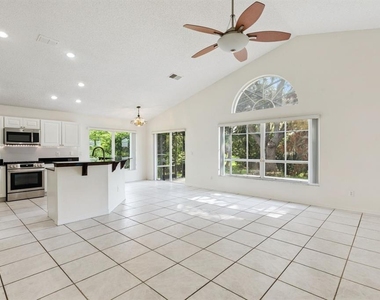 13635 Waterhouse Way - Photo Thumbnail 8