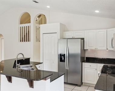 13635 Waterhouse Way - Photo Thumbnail 12
