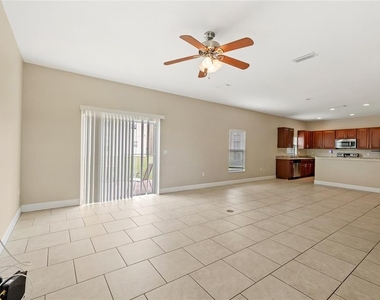 1469 Salisbury Drive - Photo Thumbnail 3