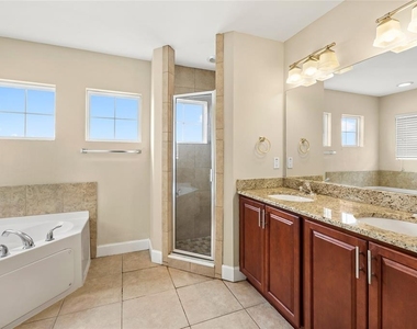 1469 Salisbury Drive - Photo Thumbnail 18