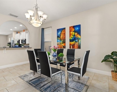 5373 Oakbourne Avenue - Photo Thumbnail 2