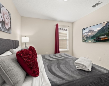 5373 Oakbourne Avenue - Photo Thumbnail 20