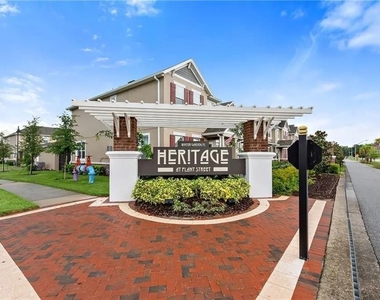 671 E Plant Street - Photo Thumbnail 1