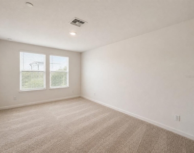 12850 Gabor Avenue - Photo Thumbnail 6