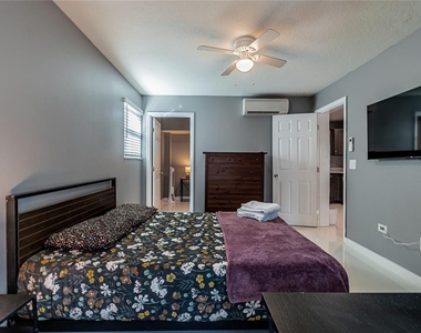 1225 E Livingston Street - Photo Thumbnail 21