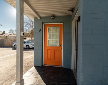 1225 E Livingston Street - Photo Thumbnail 1