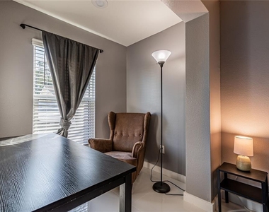 1225 E Livingston Street - Photo Thumbnail 18