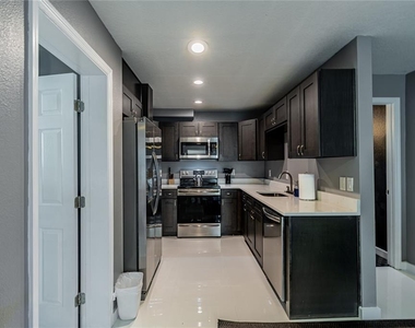 1225 E Livingston Street - Photo Thumbnail 15