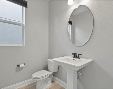 12754 Brodlove Lane - Photo Thumbnail 5
