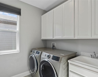 12754 Brodlove Lane - Photo Thumbnail 13
