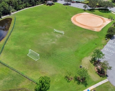 2615 Lakemoor Drive - Photo Thumbnail 54