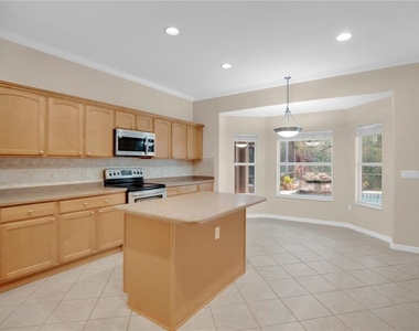 2615 Lakemoor Drive - Photo Thumbnail 16