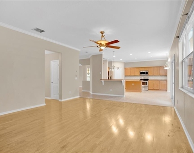 2615 Lakemoor Drive - Photo Thumbnail 13