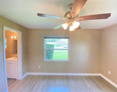 908 Teatro Court - Photo Thumbnail 25