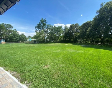 908 Teatro Court - Photo Thumbnail 31