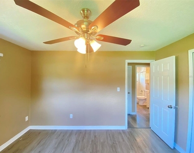 908 Teatro Court - Photo Thumbnail 24
