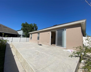 10366 Cypress Knee Circle - Photo Thumbnail 22