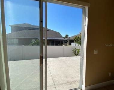 10366 Cypress Knee Circle - Photo Thumbnail 20