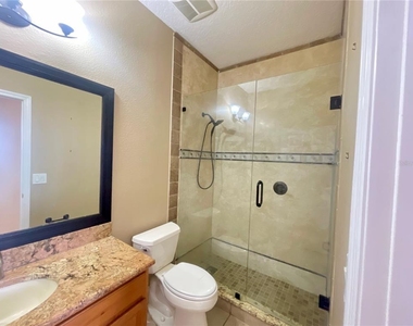 10366 Cypress Knee Circle - Photo Thumbnail 18