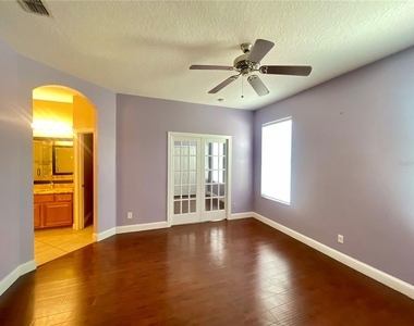 10366 Cypress Knee Circle - Photo Thumbnail 12