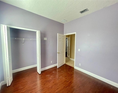 10366 Cypress Knee Circle - Photo Thumbnail 10