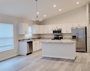 329 Marion Oaks Boulevard - Photo Thumbnail 1