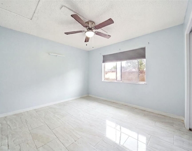8334 Crosswicks Drive - Photo Thumbnail 32