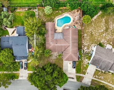 8334 Crosswicks Drive - Photo Thumbnail 36