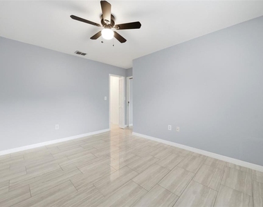 8334 Crosswicks Drive - Photo Thumbnail 33