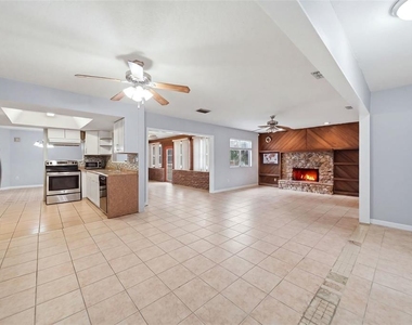 8334 Crosswicks Drive - Photo Thumbnail 22