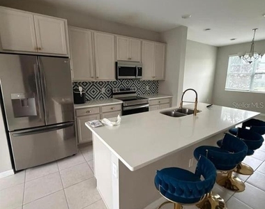 11165 Lime Flower Drive - Photo Thumbnail 3