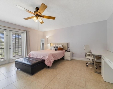 2732 Balforn Tower Way - Photo Thumbnail 22