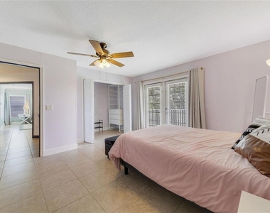 2732 Balforn Tower Way - Photo Thumbnail 23